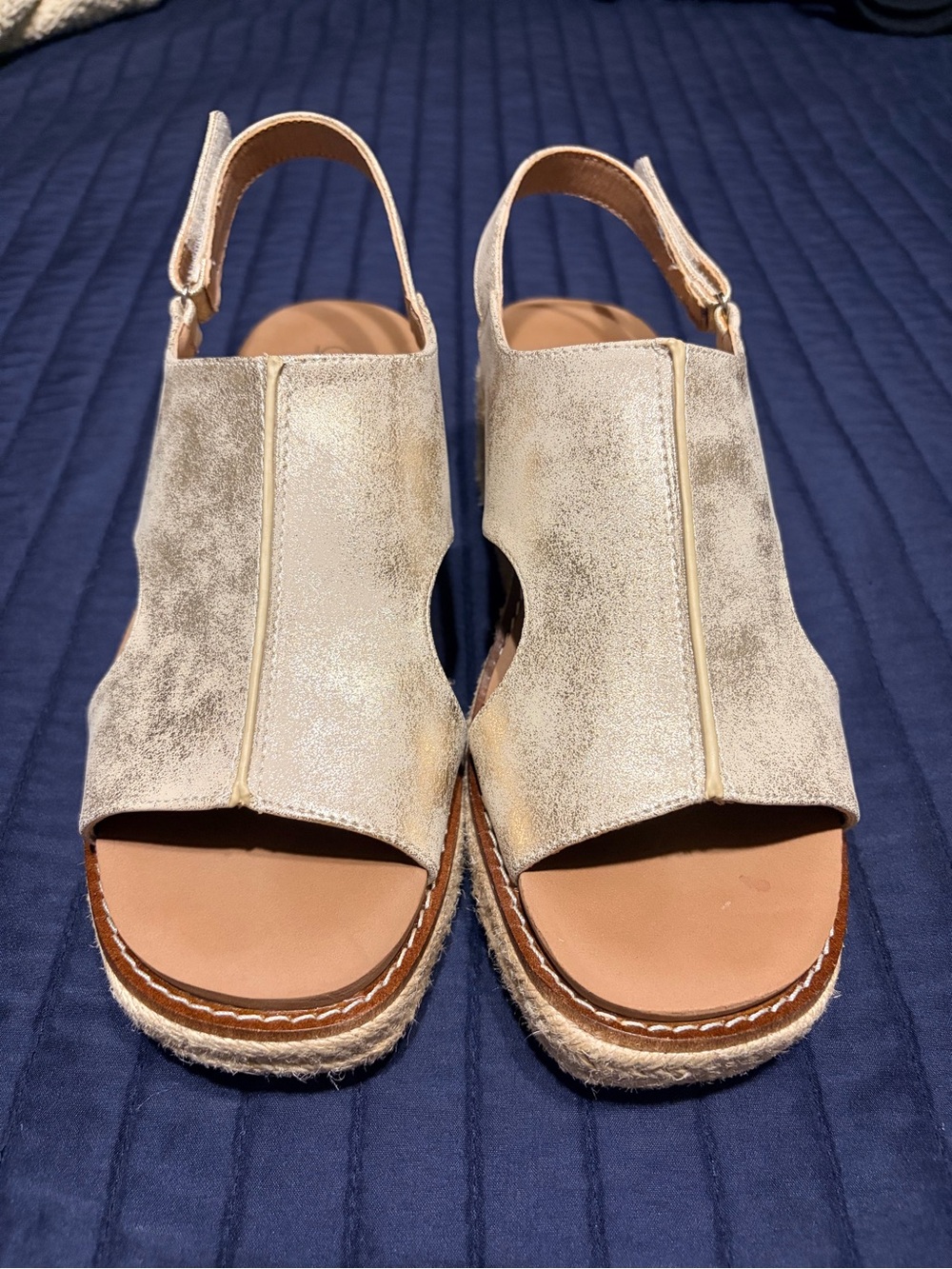 Corkys Gold Metallic “Ready or Not” woman’s size 8.